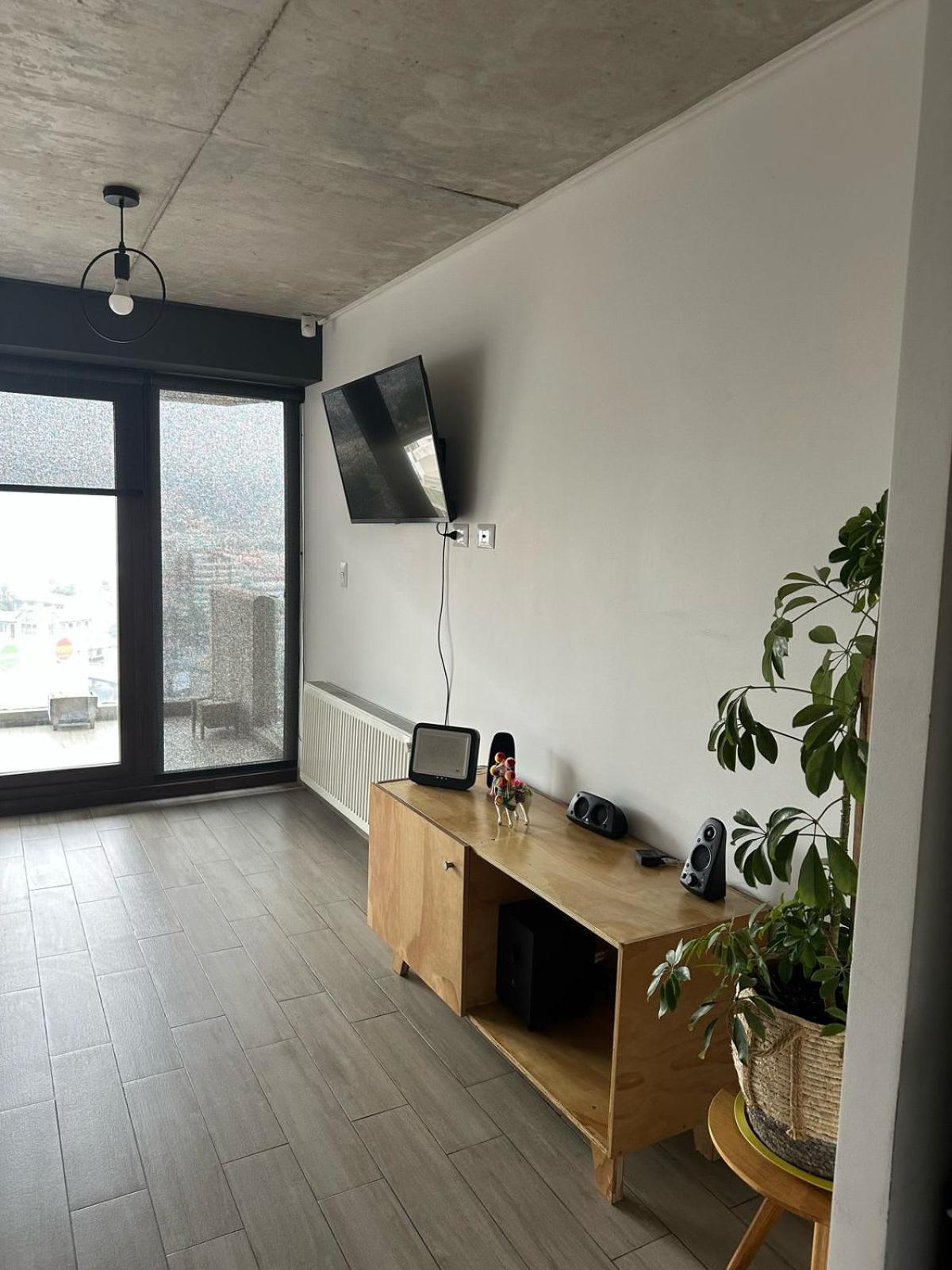 Hom I Estudio Con Preciosa Vista Al Mar Valparaíso