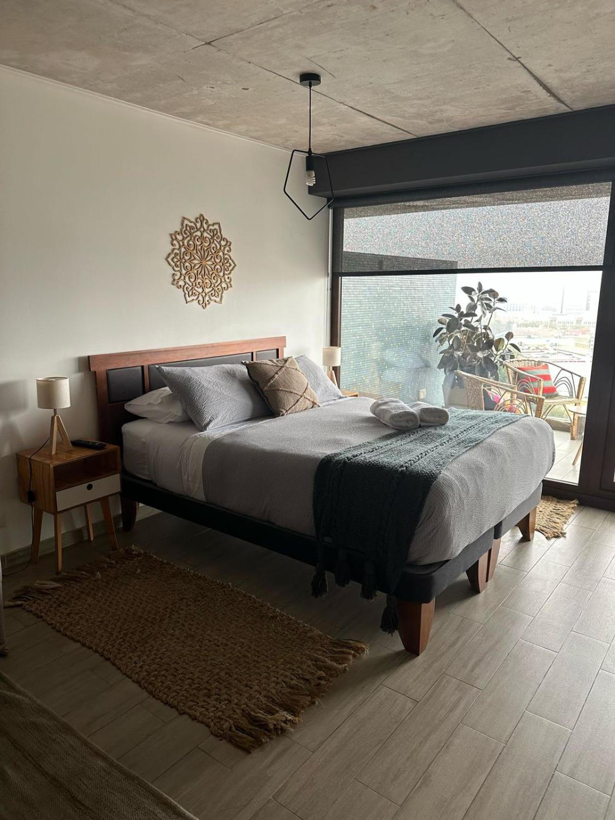 Hom I Estudio Con Preciosa Vista Al Mar