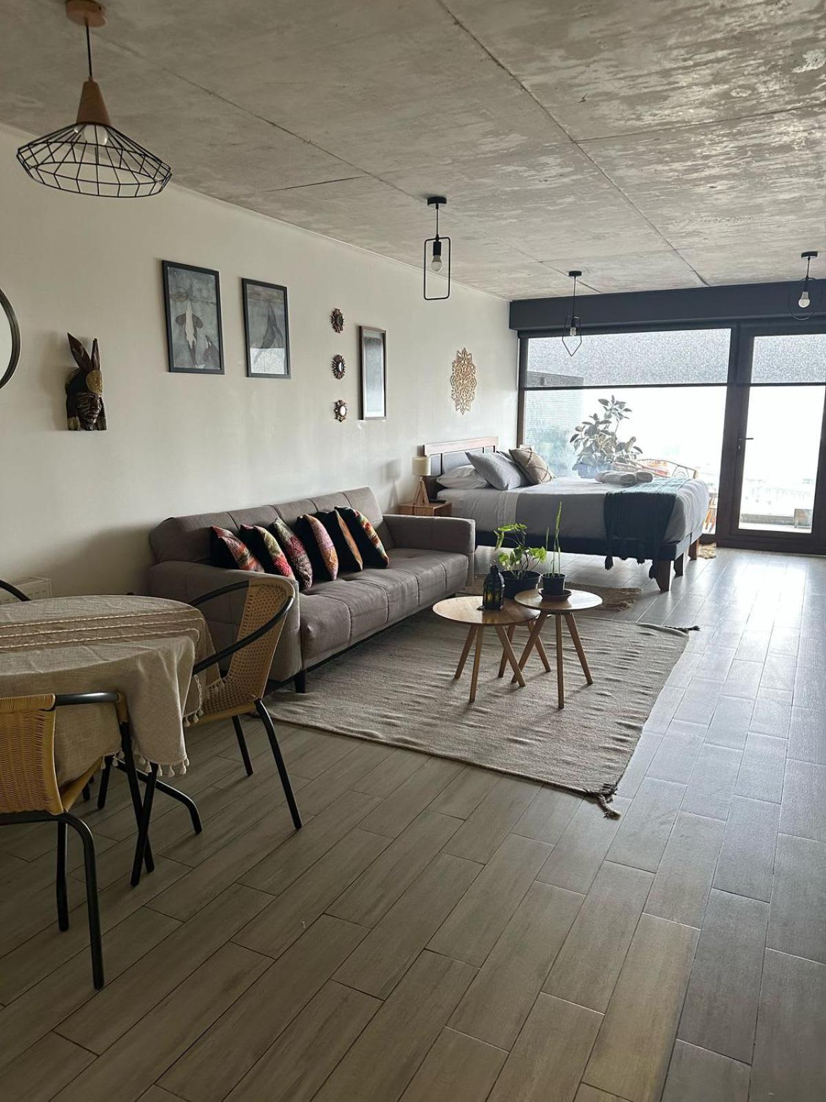 Hom I Estudio Con Preciosa Vista Al Mar Valparaíso